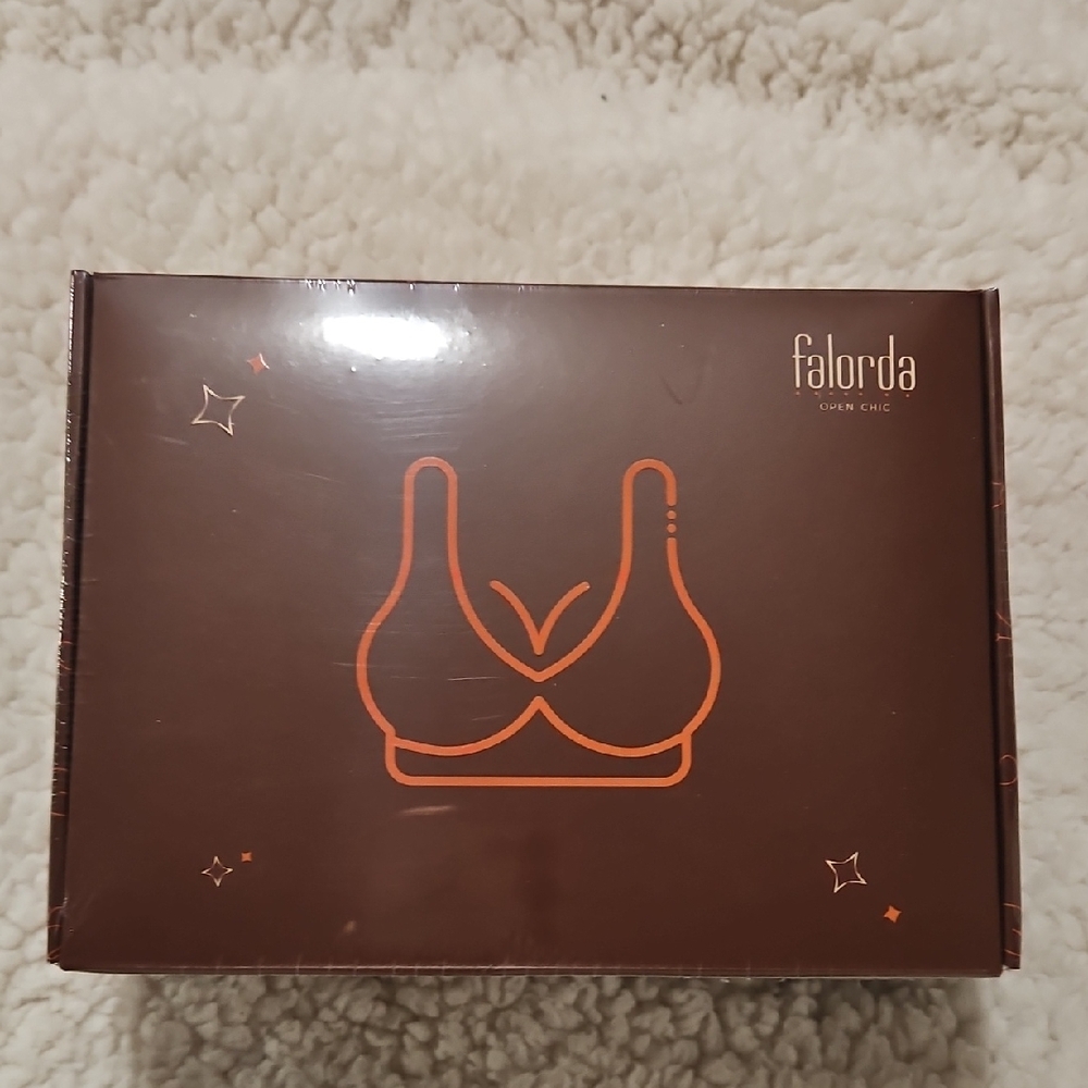 Women's Chic Nude Bra